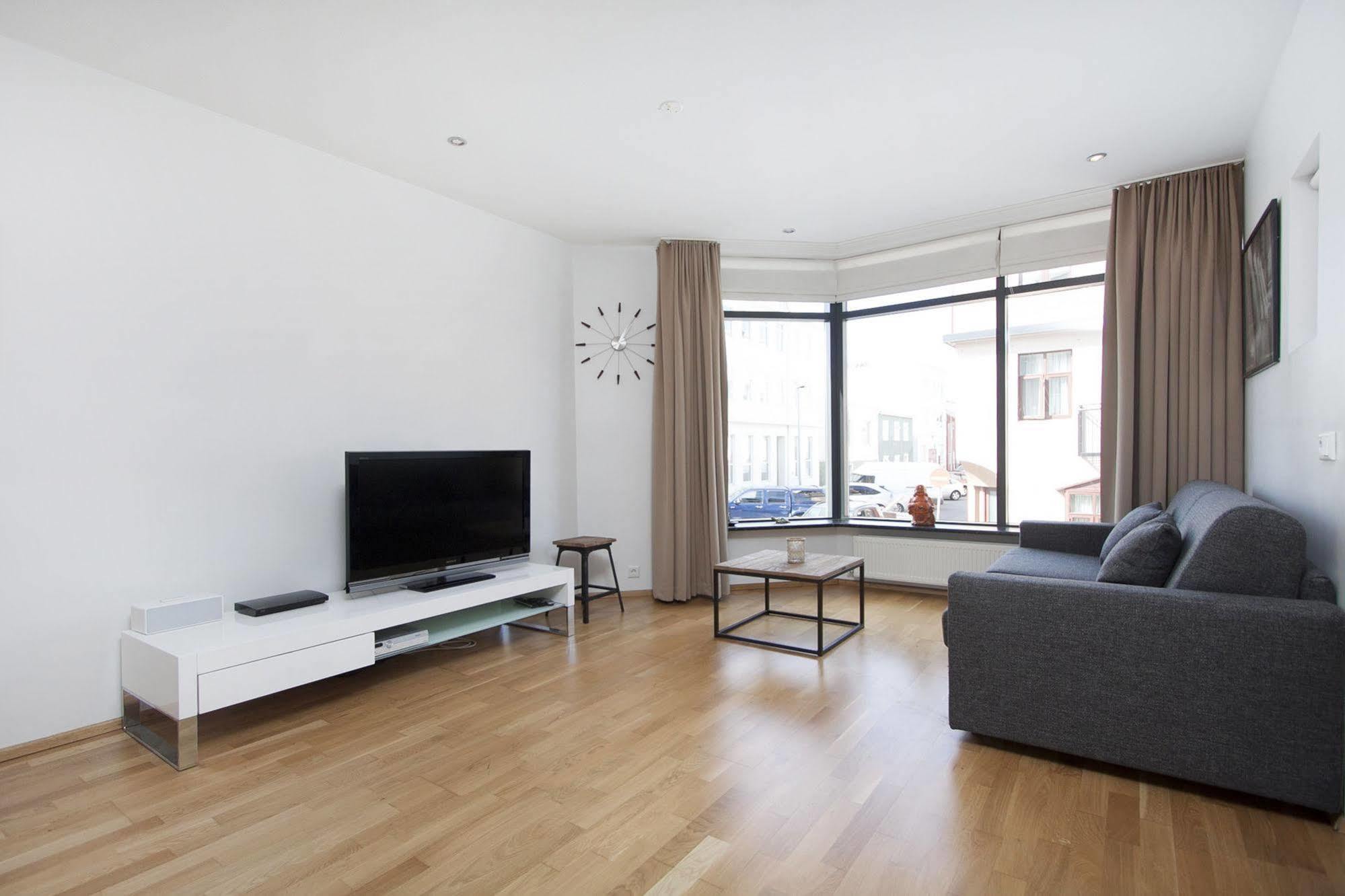Planet Apartments Reykjavik Bagian luar foto
